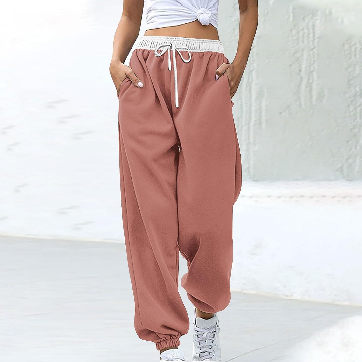 Wide-Leg Plus-Size Running Sweatpants with Pockets for Women