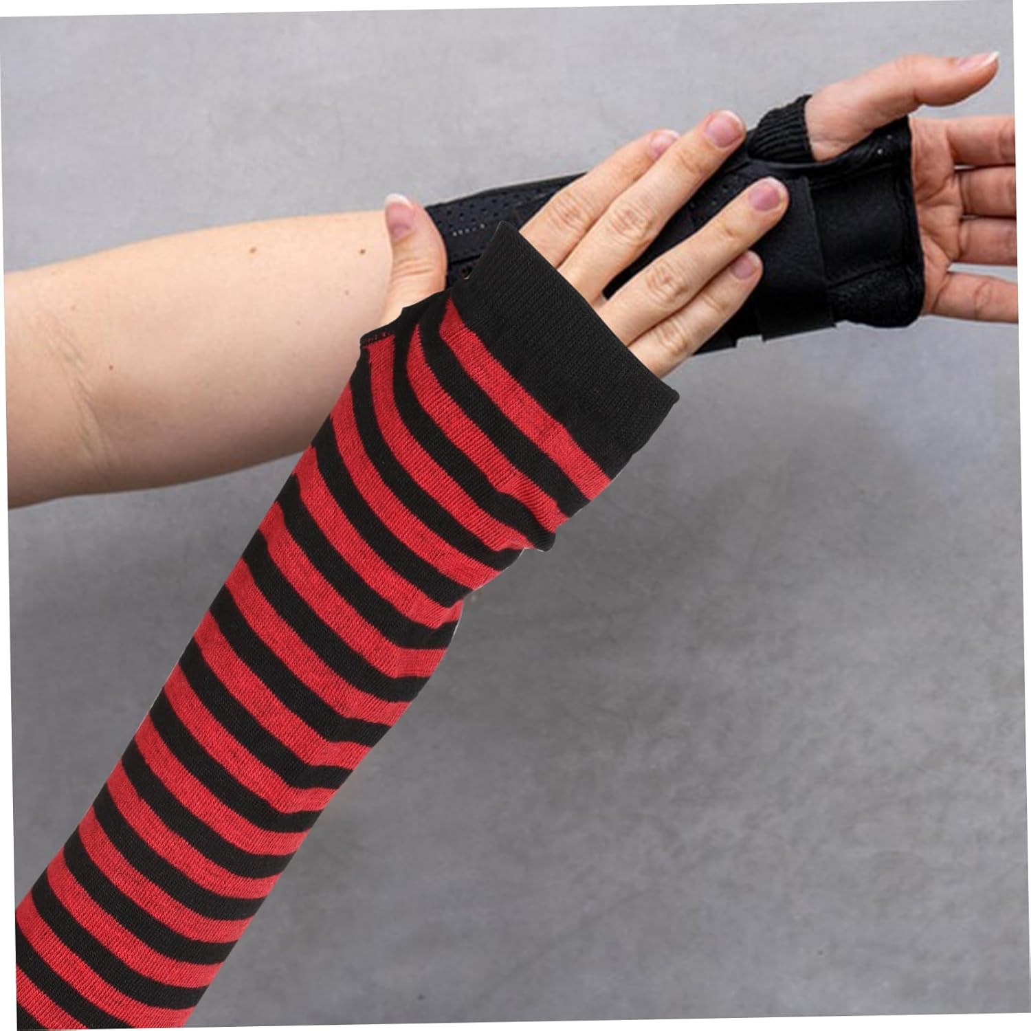 LIOOBO Women Knitted Fingerless Gloves