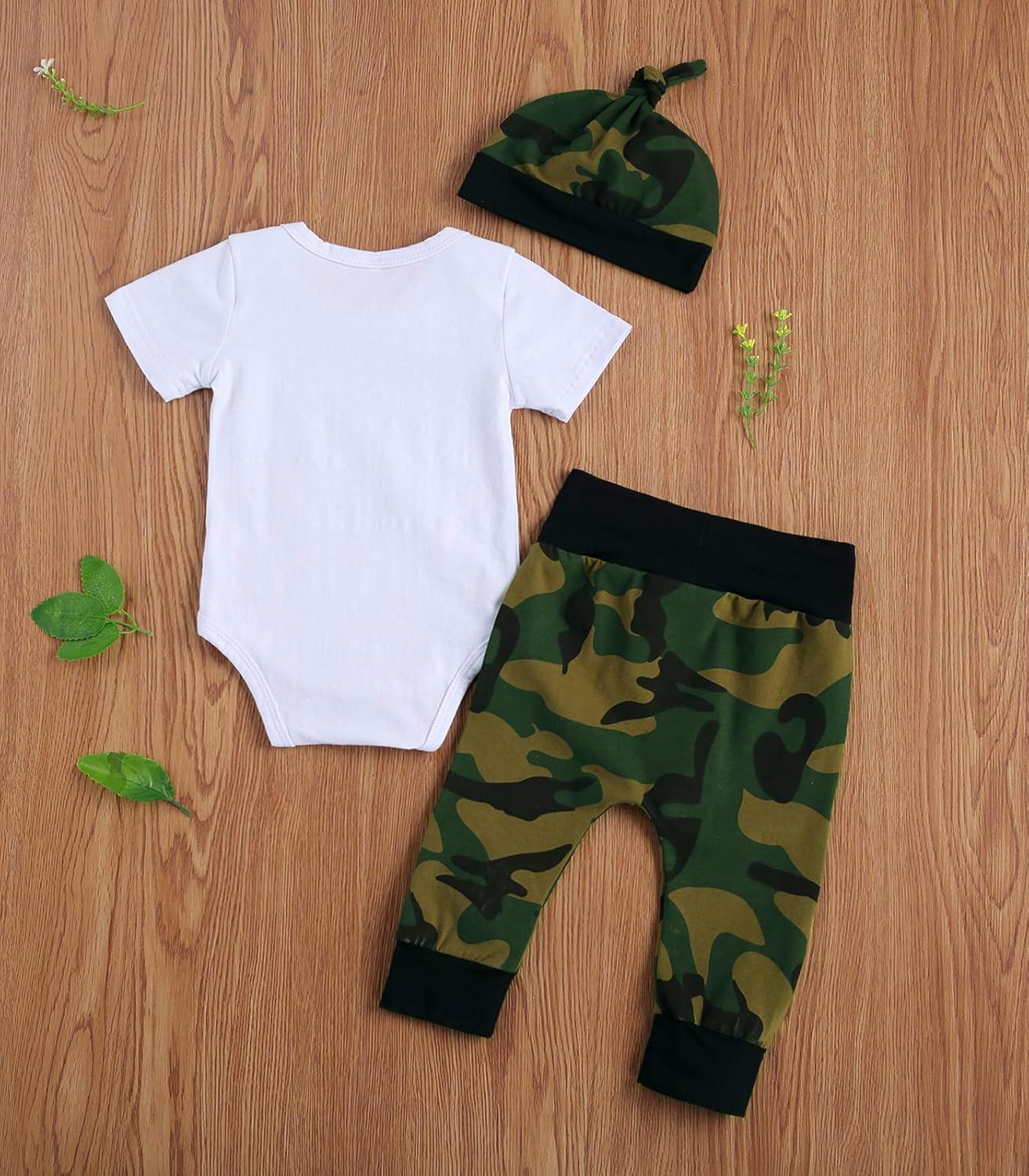 Madjtly Aint No Auntie Like The One I Get Baby Boys Rombper Set