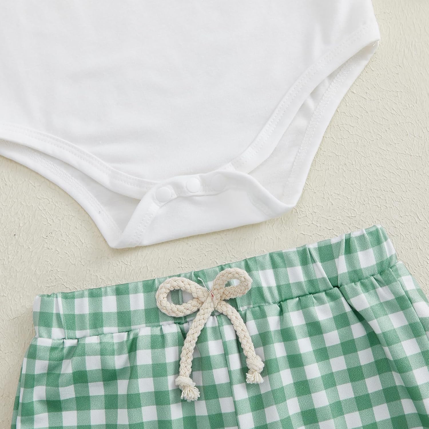 Plaid Romper for Newborn Boys - Trendy Cozy